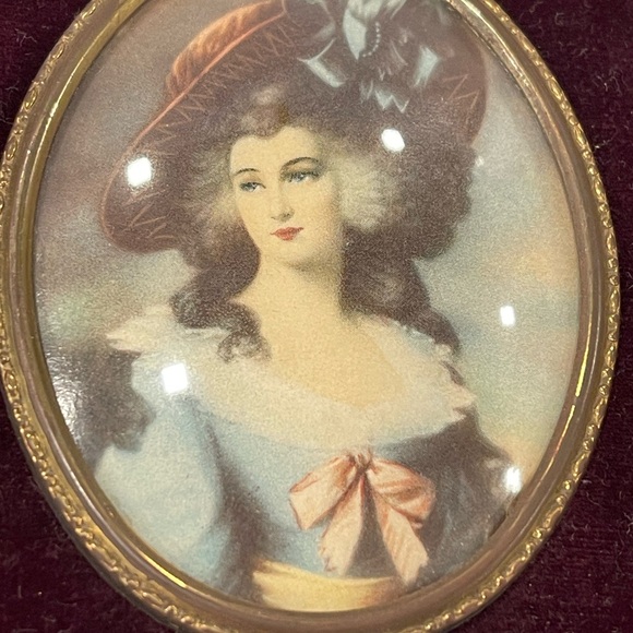 CAMEO CREATION 1940's Antique ART Hard Plastic Dark Golden Frames Portraits Set - Picture 16 of 16